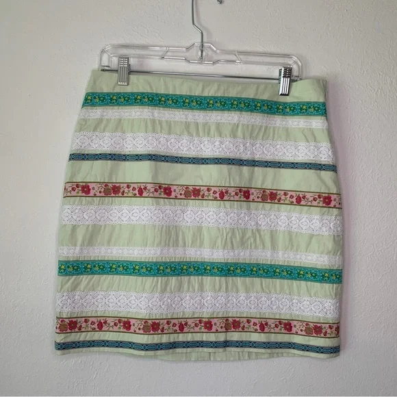 Garnet Hill Mini Skirt with lace and ribbon Size 10 - Picture 2 of 10